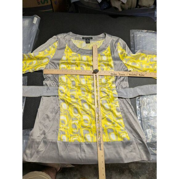 Margaret Frances Gray and Yellow Belted Top/Tunic Women's Size 10 - Picture 4 of 4